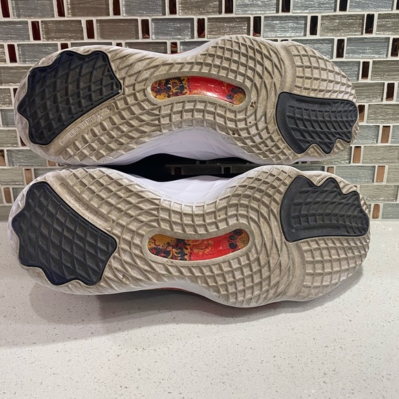 Adidas D.O.N bel-air edition size 13 - Picture 4 of 7